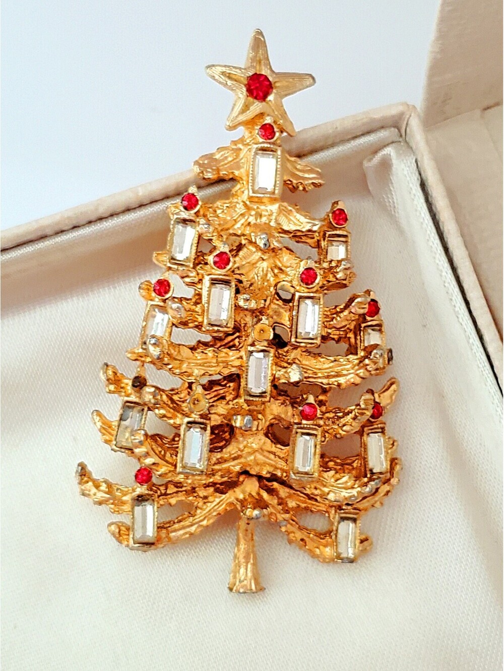 Vintage Red Clear Color Rhinestone Eisenberg Ice Christmas Tree Brooch